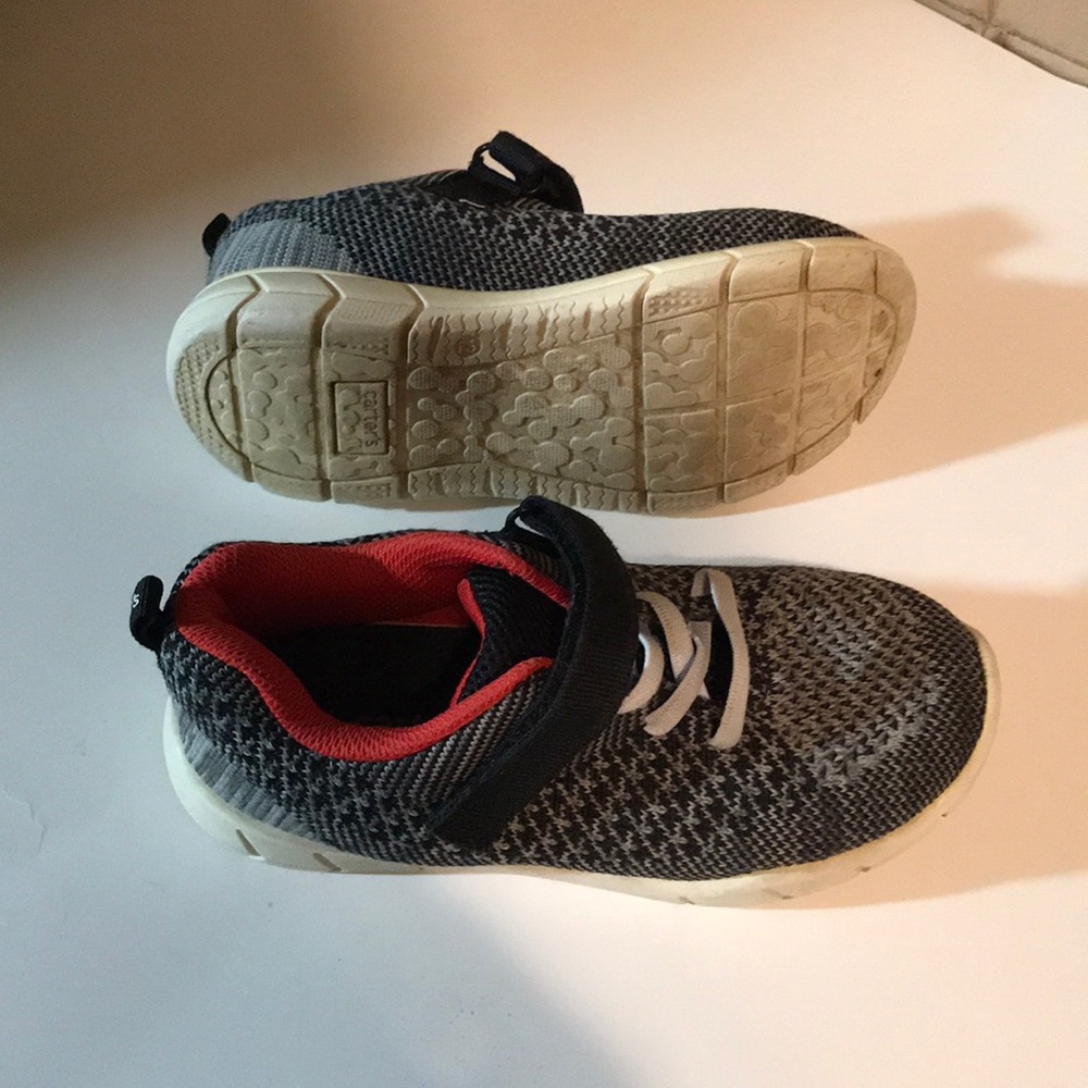 Carter little girls size 12 grey and black